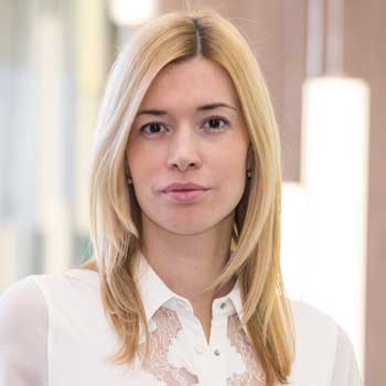 Юлия Коновалова
