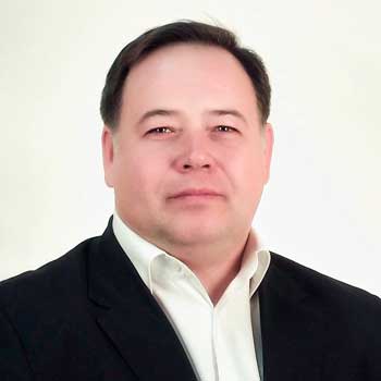 Максим Долгов